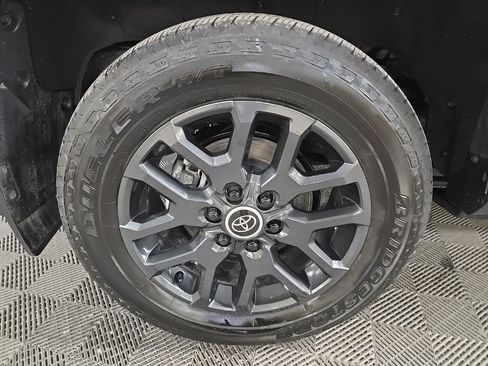 Used 2024 Toyota Sequoia Platinum AWD/4WD image 15