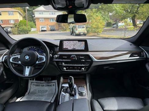 Used 2019 BMW 540i xDrive 540i xDrive w/ M Sport Package image 19
