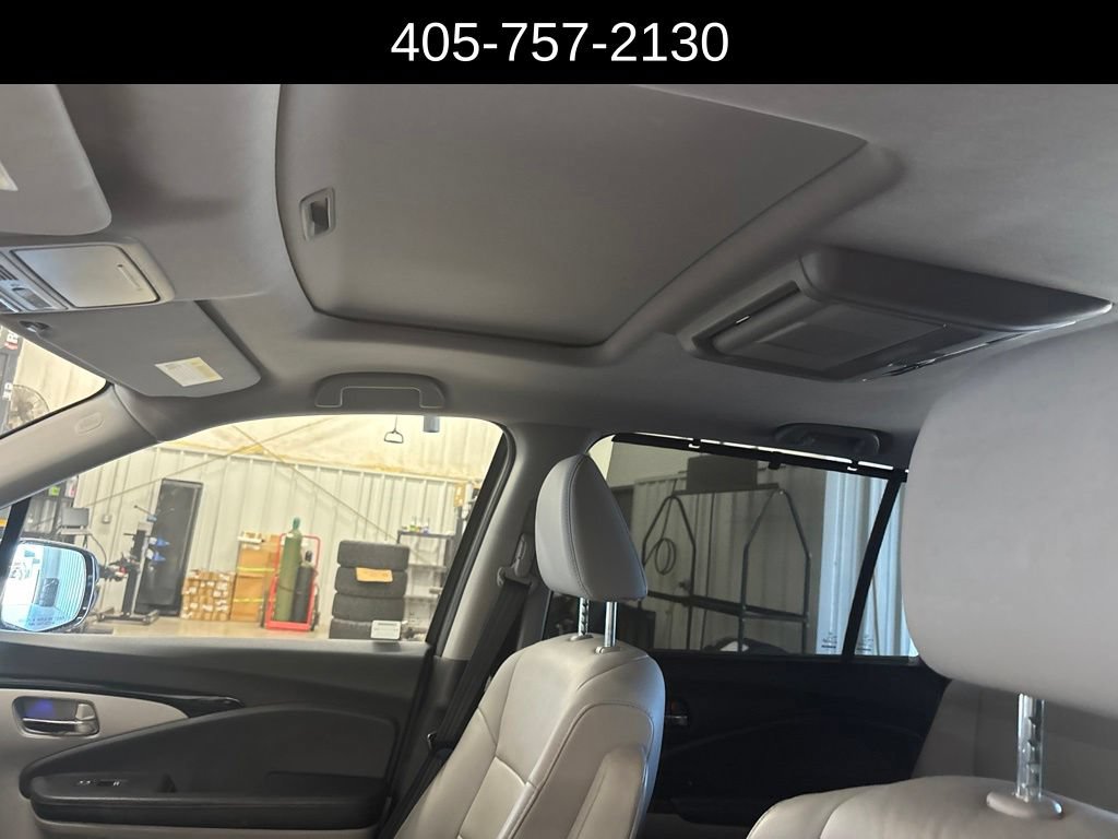 Used 2018 Honda Pilot Touring image 6