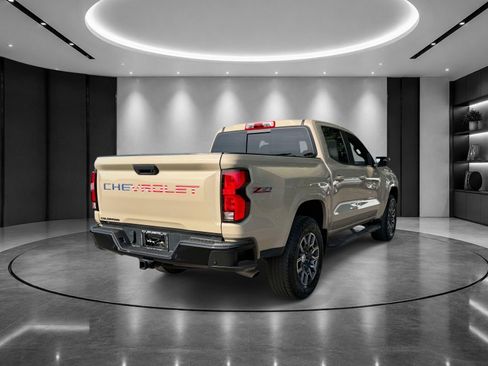 Certified 2023 Chevrolet Colorado Z71 w/ Z71 Convenience Package 2 AWD/4WD image 5