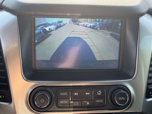 Used 2019 Chevrolet Suburban Premier AWD/4WD image 27