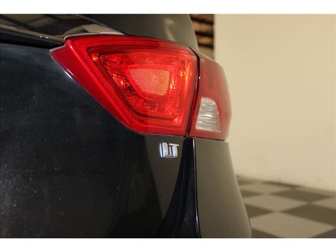 Used 2019 Chevrolet Impala LT image 17