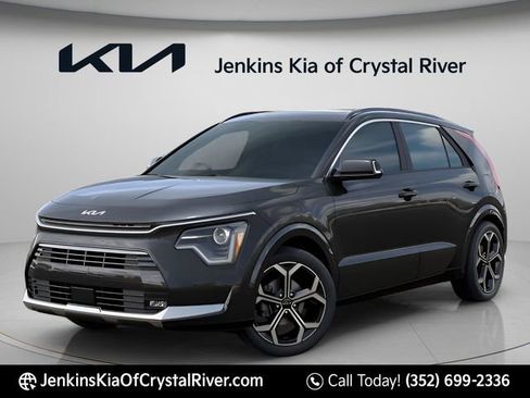 New 2025 Kia Niro EX Touring FWD image 11