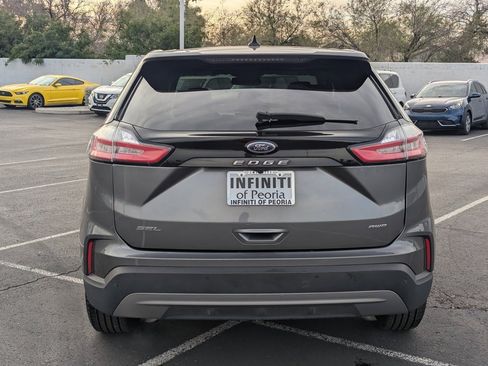 Used 2024 Ford Edge SEL image 5