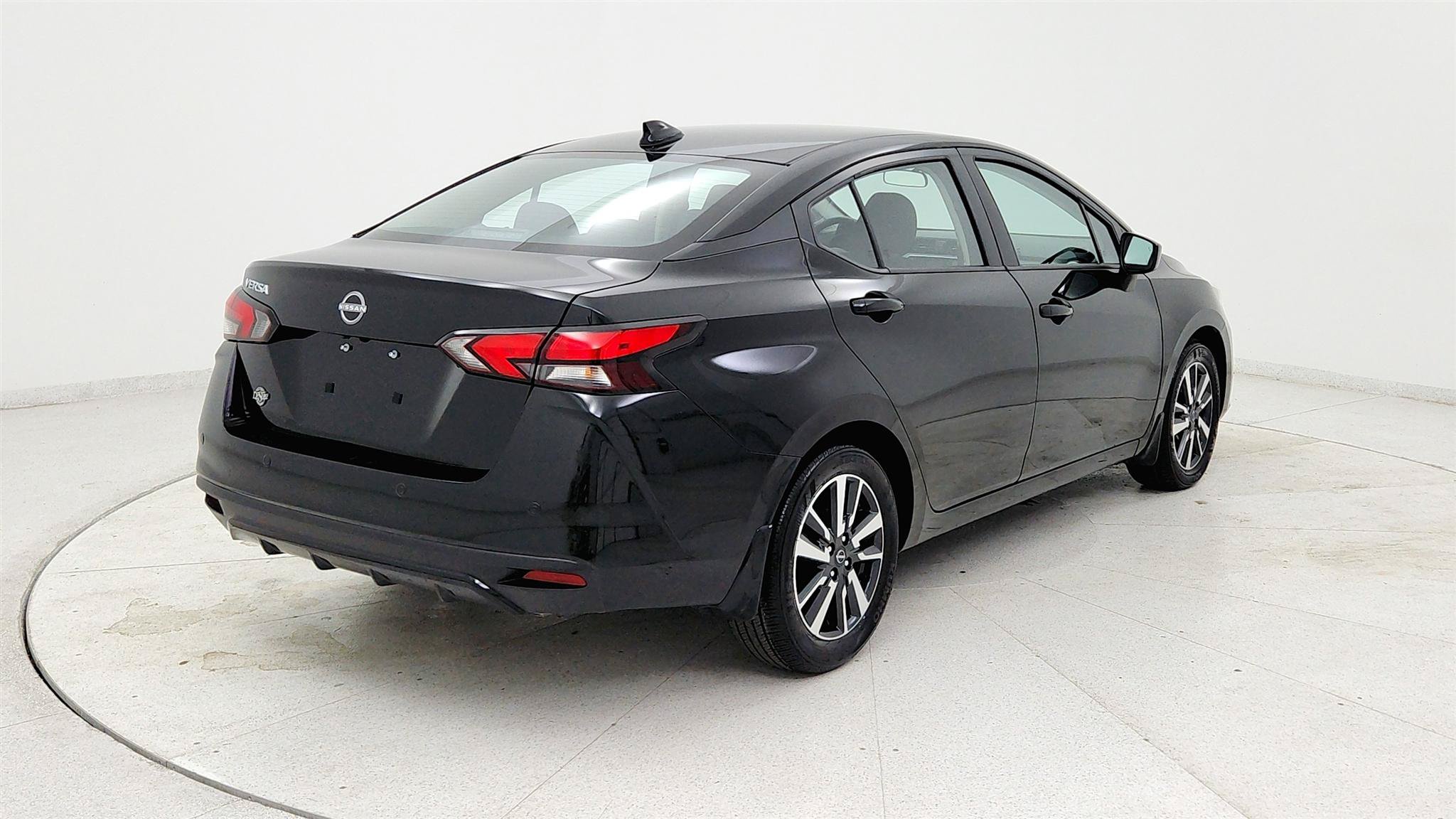 Used 2025 Nissan Versa SV w/ Trunk Package FWD image 5