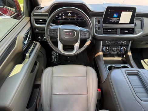 Used 2023 GMC Yukon SLT RWD image 17