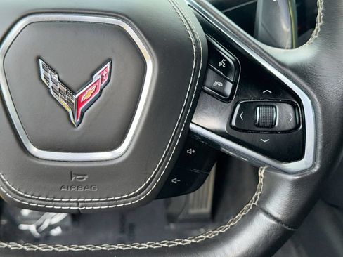 Used 2025 Chevrolet Corvette Z06 RWD image 18