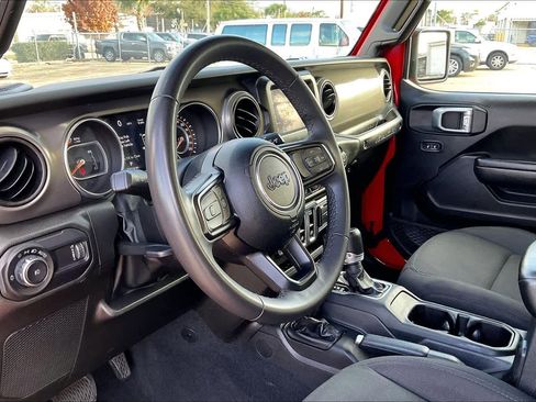 Used 2023 Jeep Wrangler Sport S image 14