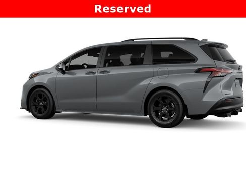 New 2026 Toyota Sienna XLE Woodland Edition image 5