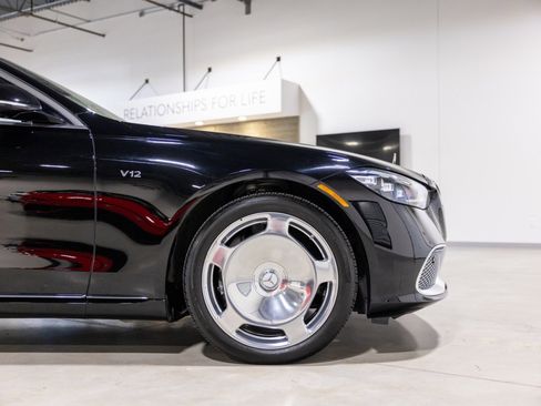 Used 2024 Mercedes-Benz Maybach S 680 4MATIC image 21
