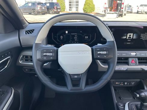 New 2026 Kia K4 GT-Line image 13