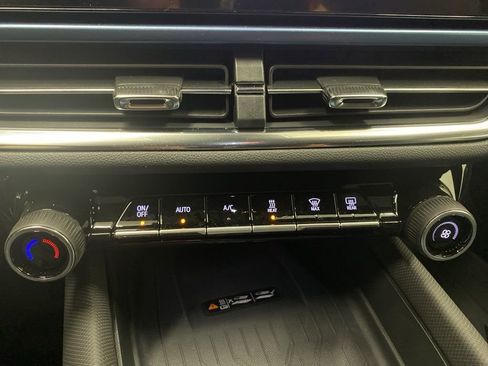 New 2026 Chevrolet Equinox EV LT FWD image 19