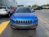 Used 2019 Jeep Cherokee Trailhawk image 3