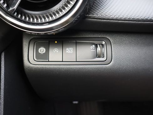 New 2027 Chevrolet Equinox LT w/ Convenience Package II FWD image 20