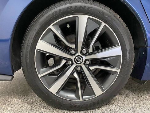 Used 2020 Nissan Maxima 3.5 SV w/ Floor Mat Group image 25