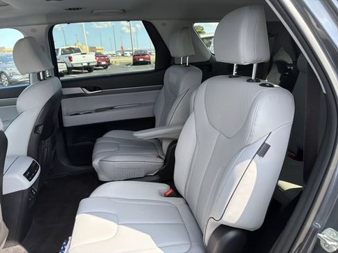 Used 2025 Hyundai Palisade SEL AWD/4WD image 21