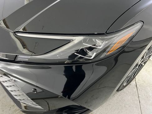 Used 2026 Toyota Camry XLE image 37