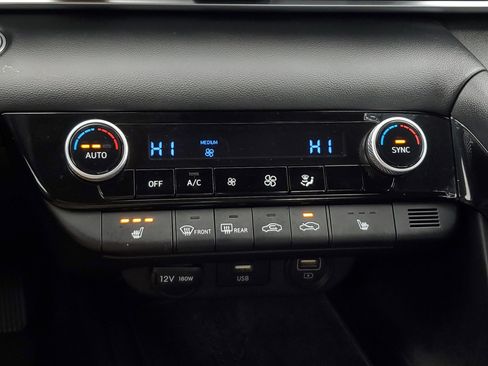 Used 2022 Hyundai Elantra SEL w/ Convenience Package image 25