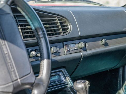 Used 1988 Porsche 944 Turbo image 31