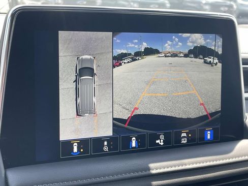 Used 2023 Chevrolet Tahoe LT w/ LT Signature Package AWD/4WD image 22