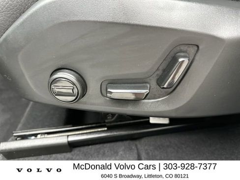 Certified 2025 Volvo XC60 B5 Plus AWD/4WD image 12
