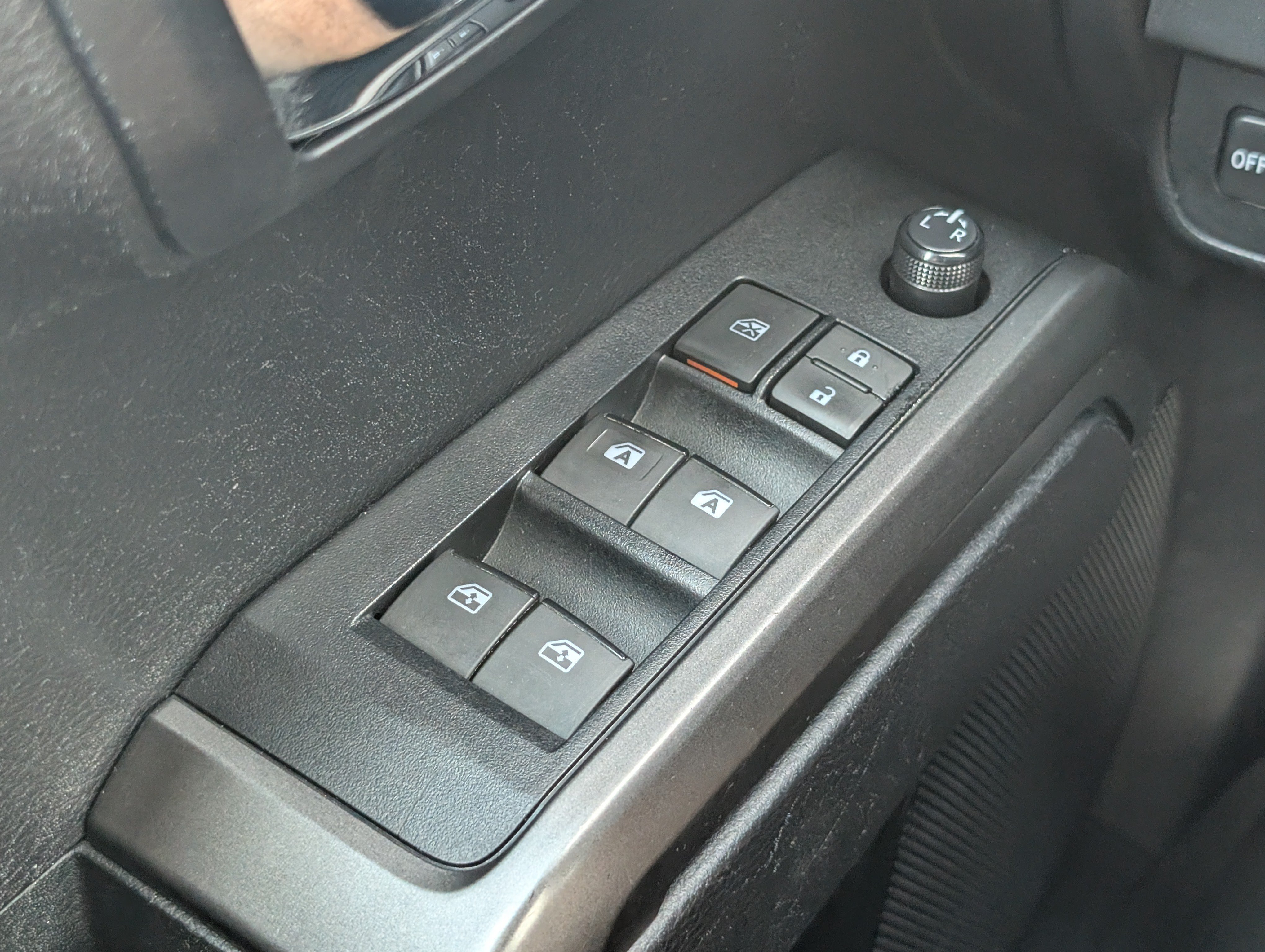 Used 2021 Toyota Tacoma TRD Sport AWD/4WD image 23
