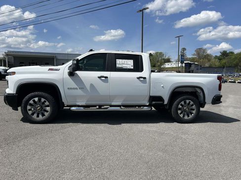 New 2026 Chevrolet Silverado 2500 Custom w/ Custom Value Package AWD/4WD image 6
