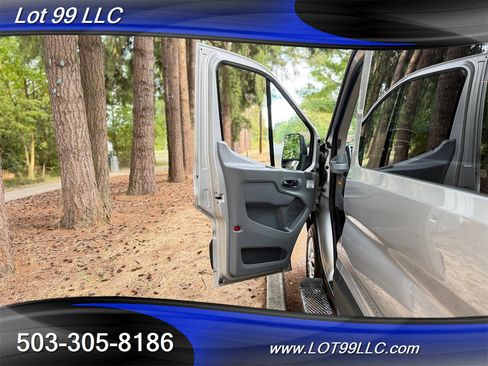 Used 2017 Ford Transit 150 XL image 30