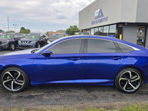 Used 2019 Honda Accord Sport image 3