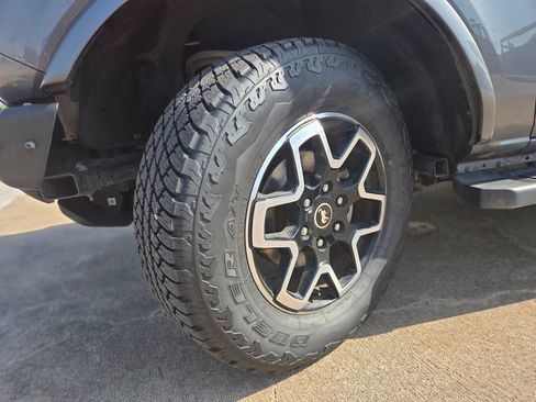 Used 2022 Ford Bronco Outer Banks AWD/4WD image 32