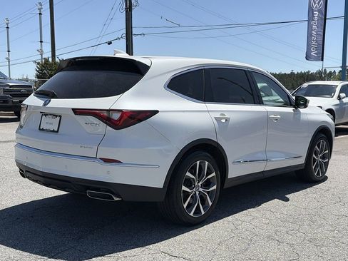 Used 2023 Acura MDX SH-AWD w/ Technology Package image 2