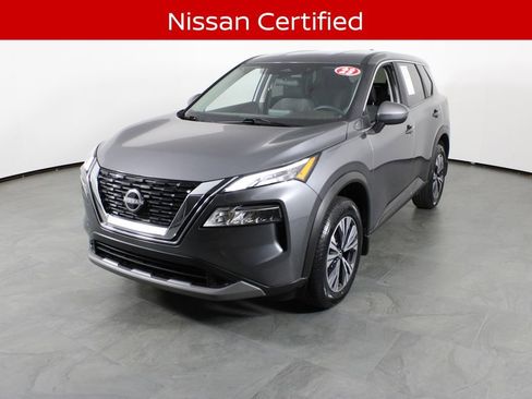 Certified 2023 Nissan Rogue SV image 2