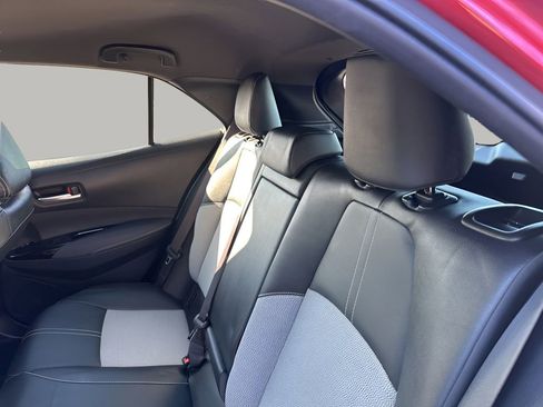 Used 2019 Toyota Corolla XSE image 17