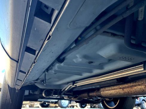 Used 2015 Ford Explorer XLT w/ Equipment Group 202B image 33