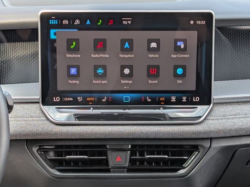 Used 2025 Volkswagen Tiguan S FWD image 25