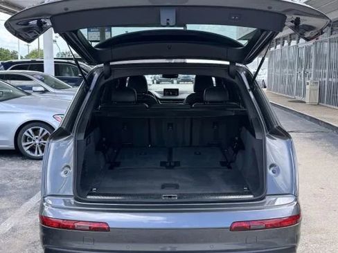 Used 2018 Audi Q7 3.0T Prestige w/ Prestige Package AWD/4WD image 12