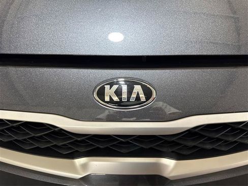 Used 2020 Kia Forte LXS image 22