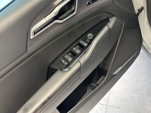 Used 2023 Kia Sportage SX image 13