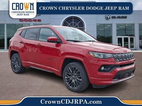 Used 2022 Jeep Compass Limited AWD/4WD image 1