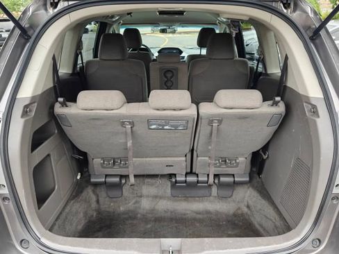 Used 2012 Honda Odyssey EX image 29