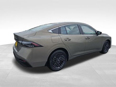 New 2026 Nissan Sentra SV w/ SV Convenience Package FWD image 7
