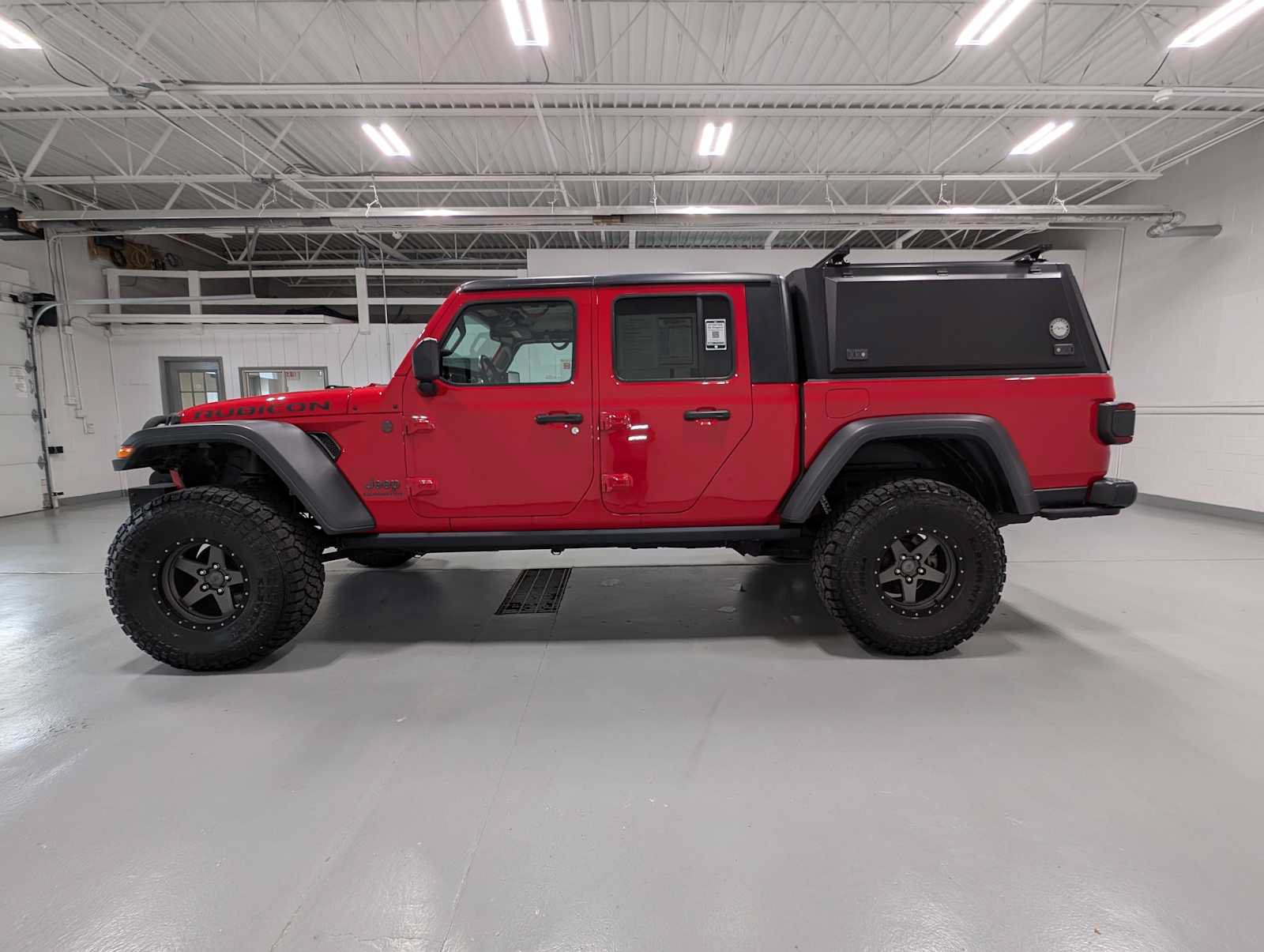 Used 2020 Jeep Gladiator Rubicon AWD/4WD image 14