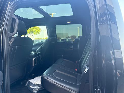 Used 2022 Ford F250 Platinum AWD/4WD image 6
