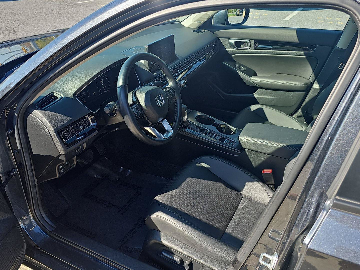 Used 2024 Honda Civic Touring image 17