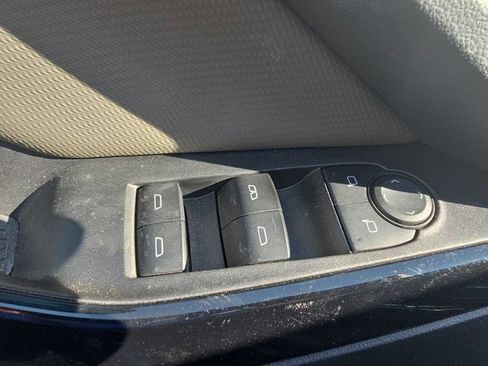 Used 2025 Chevrolet Equinox LT w/ Convenience Package II AWD/4WD image 10