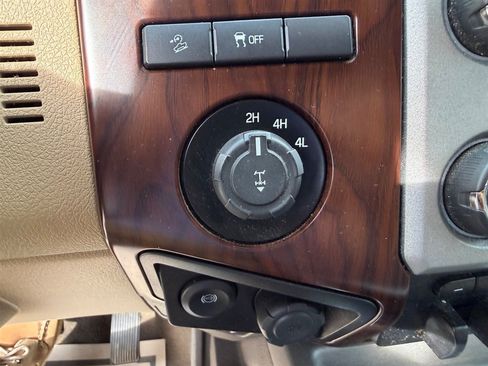 Used 2016 Ford F350 Lariat w/ Chrome Package AWD/4WD image 26