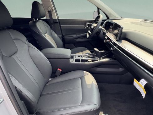 New 2026 Kia Sorento EX FWD image 19