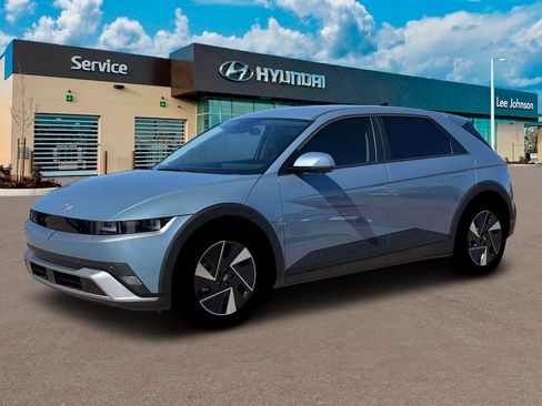 New 2026 Hyundai Ioniq 5 SEL AWD/4WD image 2