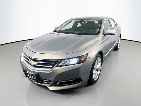 Used 2019 Chevrolet Impala Premier FWD image 3