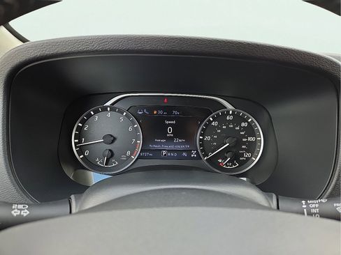 Used 2024 Nissan Frontier SV w/ SV Convenience Package AWD/4WD image 23
